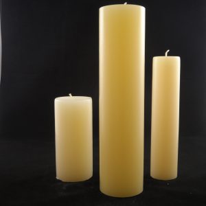 Festival Large Candle Cream 70x280mm (Large candle in middle)